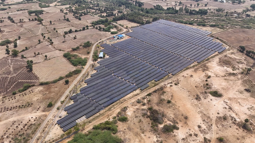 solar megawatt power plant